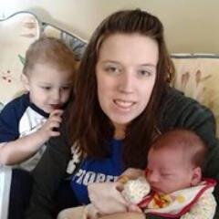 Full time mommy & College student:) Have an amazing boyfriend!! Family & Friends
#Teamfollowback