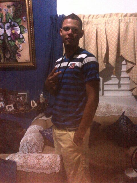 nestorandresull's profile picture. Para k enamoral se de la vida, si al final te casas con la muerte. @nestorulloa