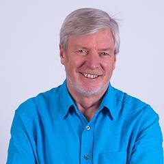 Author of mountaineering histories who walks with a camera and dabbles in Scottish mountaineering history.  PhD (Cell Biology). Nikon Z6. Clackmannanshire.
