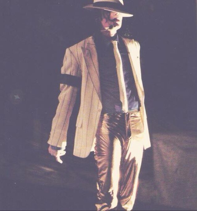 but i will never stop helping and loving people the way jesus said to - michael, i love you more - he's our applehead, our peter pan - heal the world