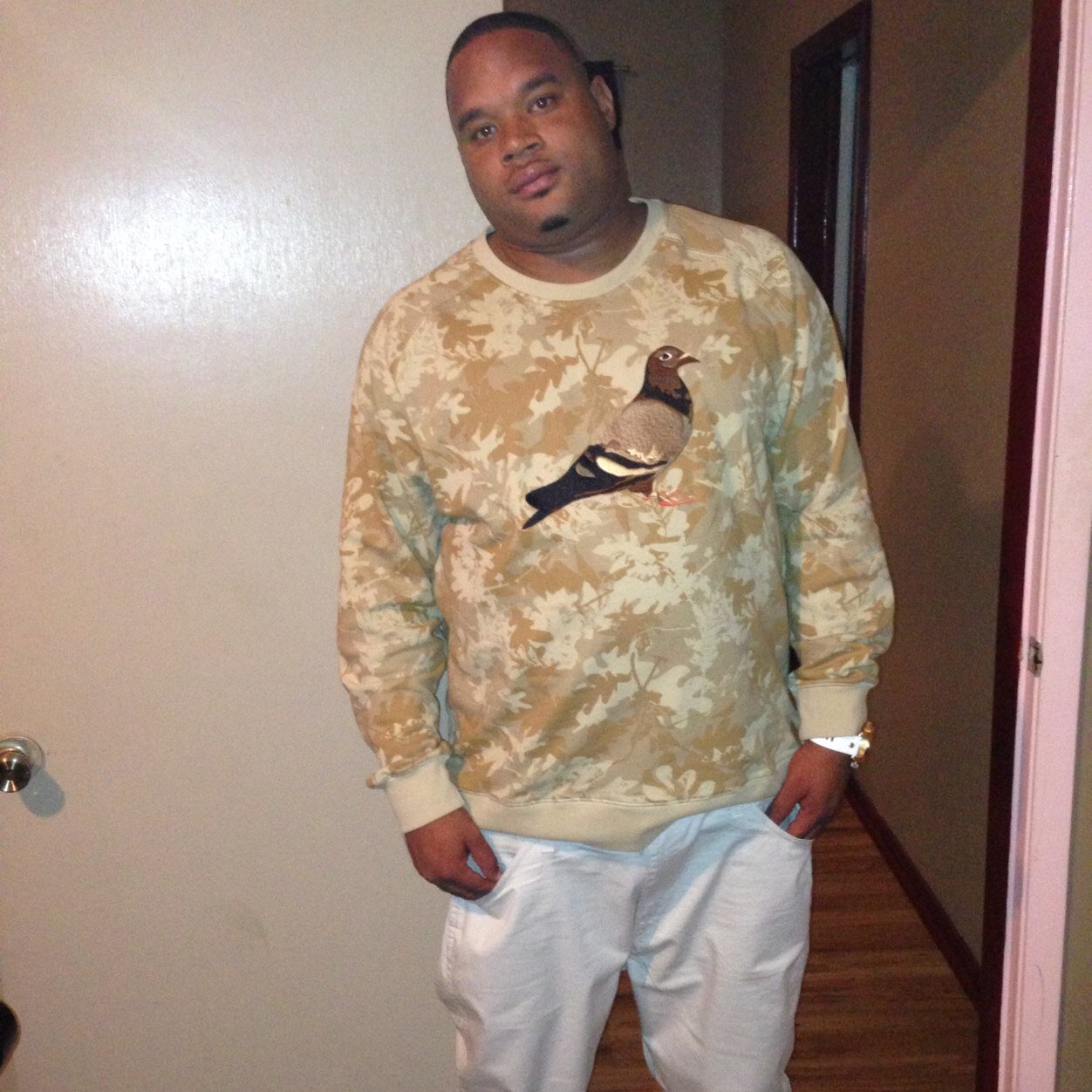 I rather eat last then to starve my niggas came in set the standards raise the bar on you niggas cant play me better play with ur son MZM know that