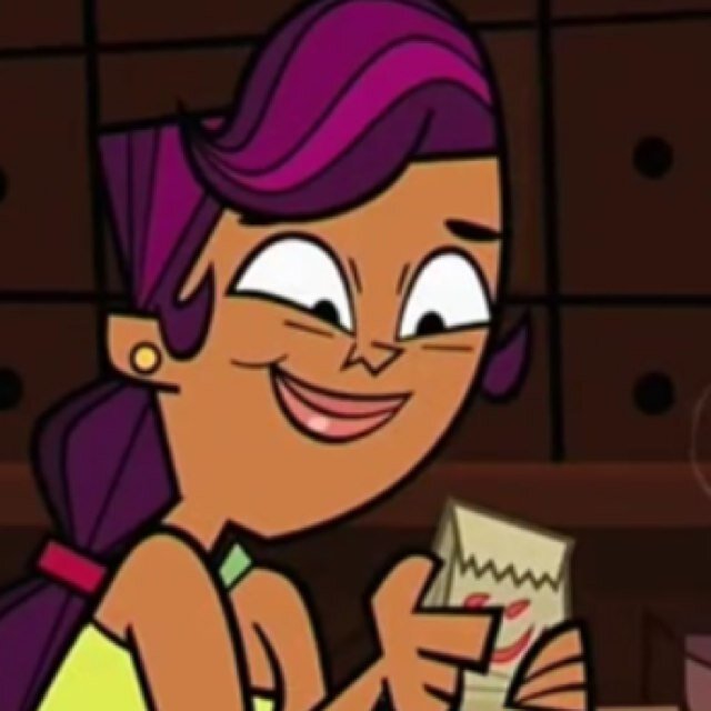Like HELLO! its sierra! Huge fan of total drama! I was on seasons 3 and 5! I love cody!! #TD #roleplay #single