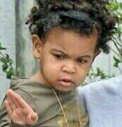 perfil criado para defender a Blue Ivy.