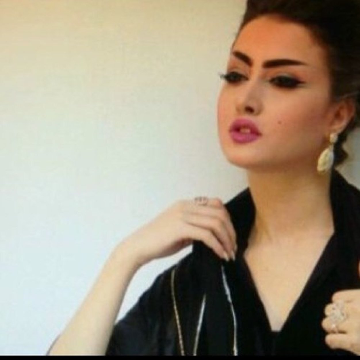 ' ناس عن ناس يا صاحبي تفرق ، مو كل نجمه بالسماء تبرق♡'