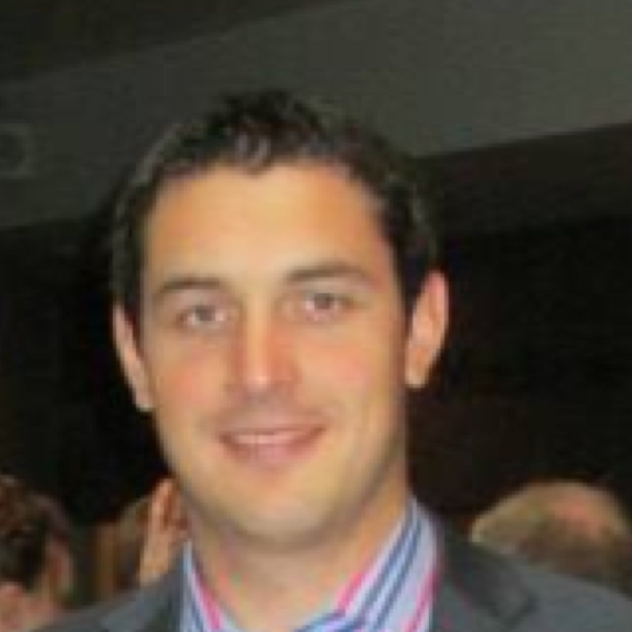 Sales and Marketing Executive for VisionID. Golf fanatic. Manchester United fan.