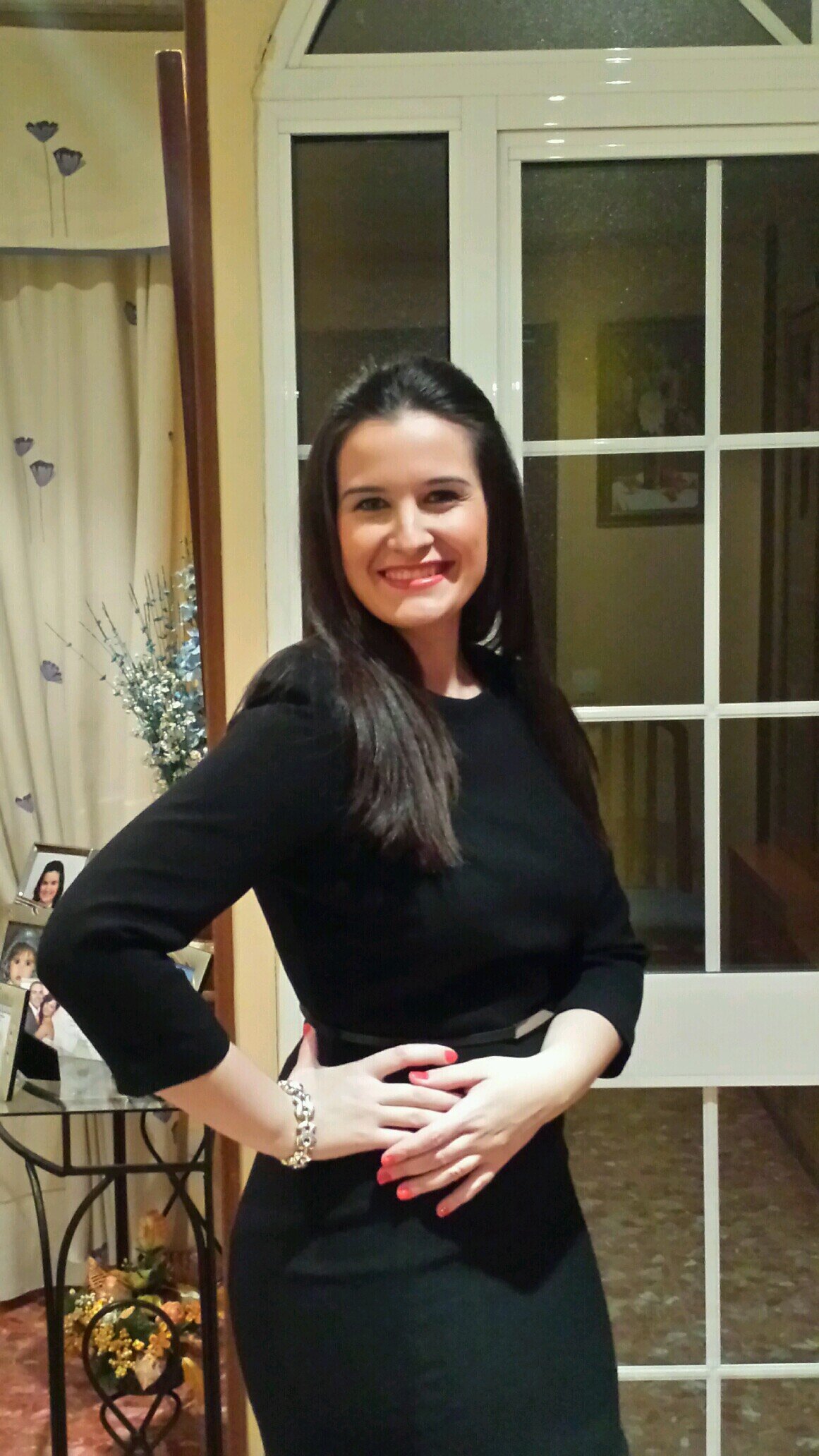 Lucha siempre por alcanzar tus sueños.Me gusta la gente sencilla. Apasionada de db