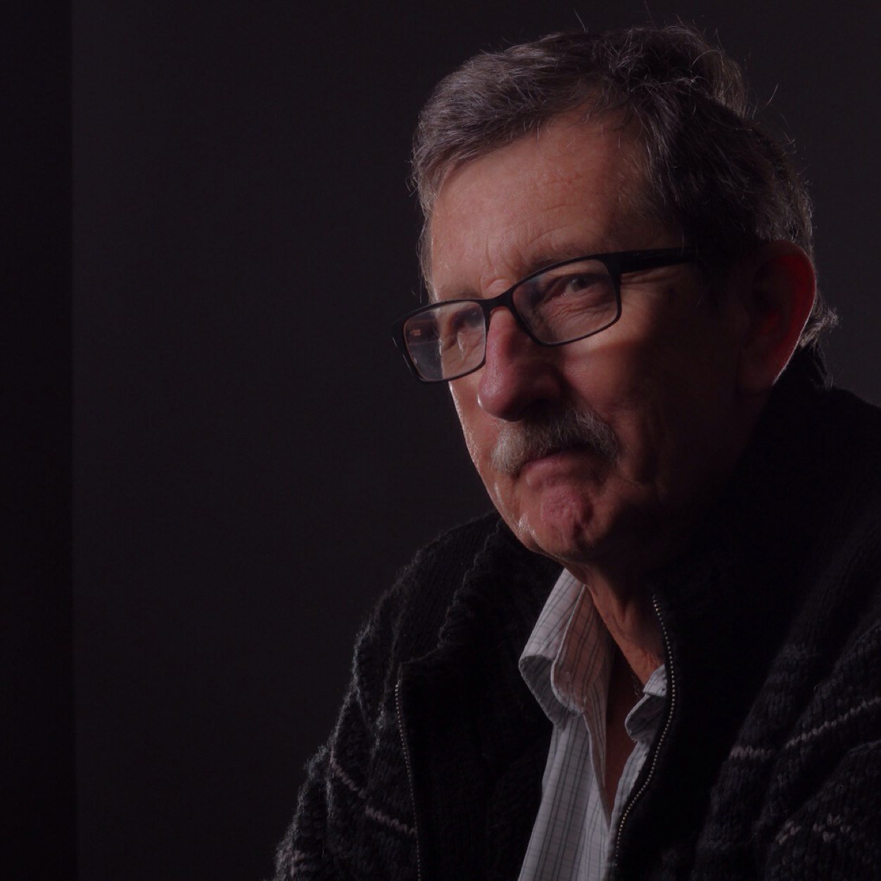 countrystudio2's profile picture. Dipshittery Investigator; Raconteur; Gourmet; Commercial and Product Photographer and lighting teacher but not necessarily in that order.