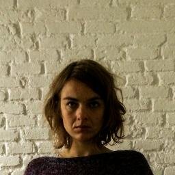 Creative economist, engage photographer and curious digital 
nomad