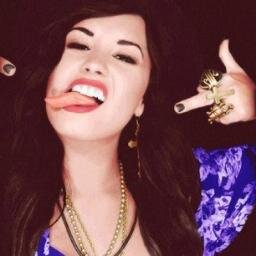 Chris38310555's profile picture. DONT FOLLOW. FOLLOW ME ON @5secondsofhelp | No sigas,sigueme en @5secondsofhelp :) x