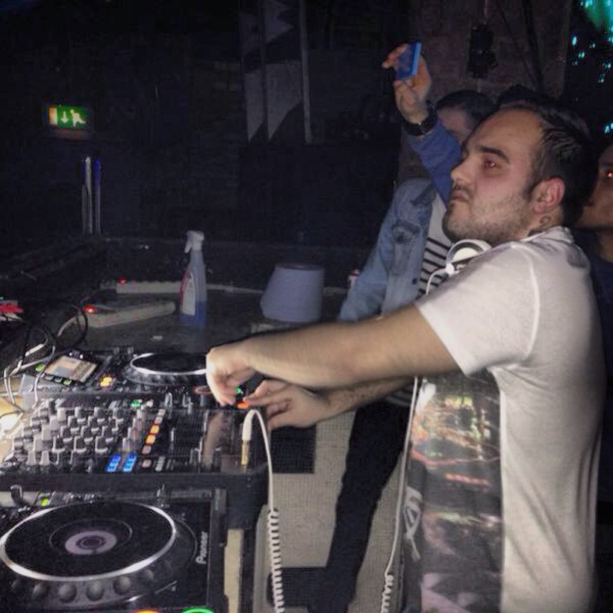 DjcazzyB's profile picture. LOVE MUSIC.... LOVE LIFE !!!!