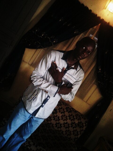 johnogbein's profile picture. Gentle luv meeting people am a christian I luv music alot£......