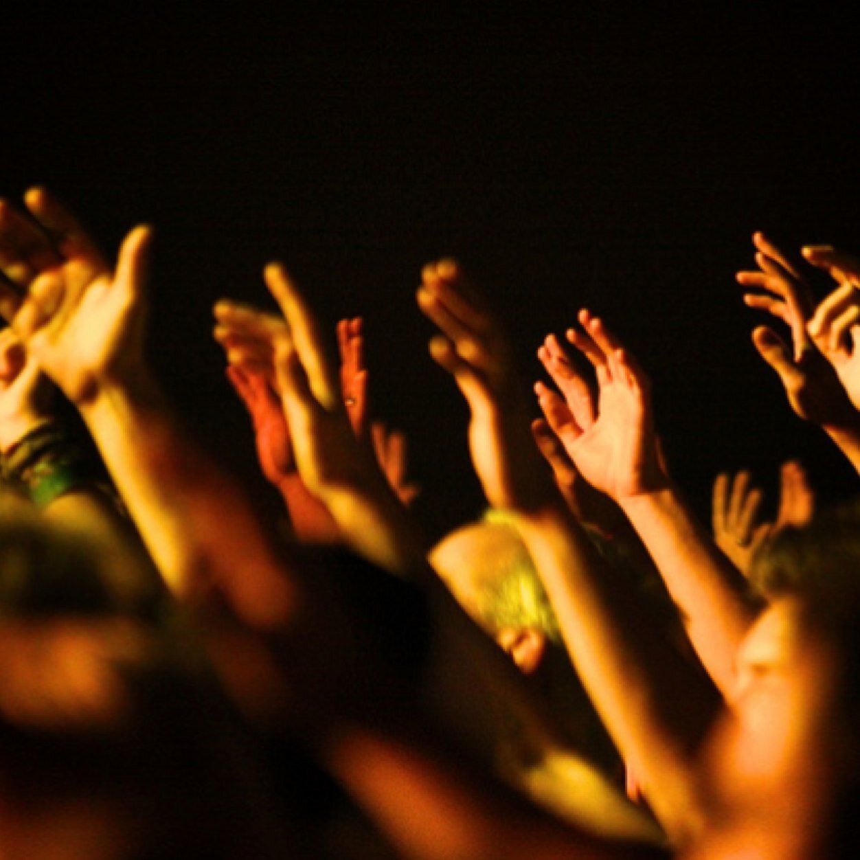 For worship leaders, by worship leaders. Wisdom, tips, and jokes. To God be the glory.