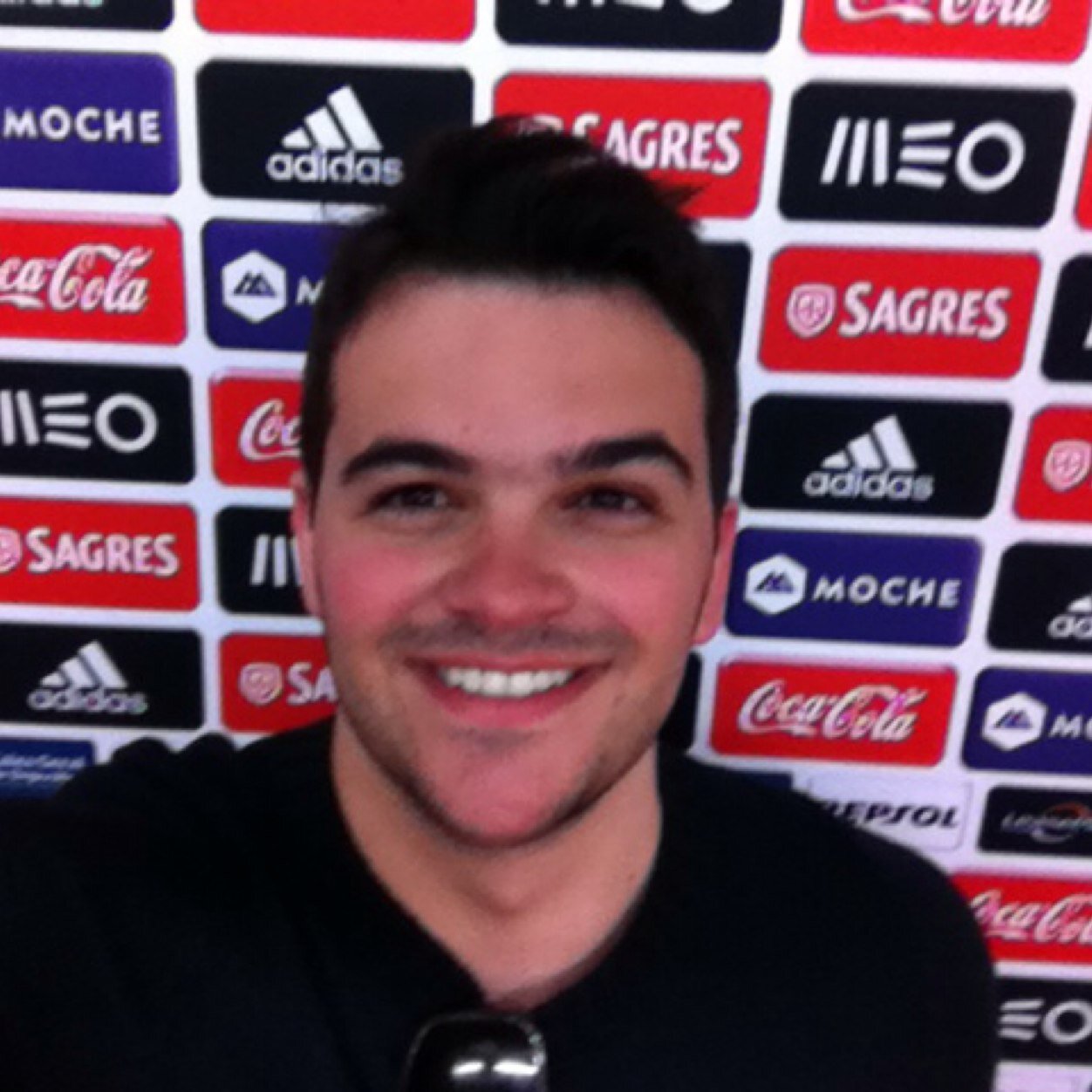 renancarneiro13's profile picture. 