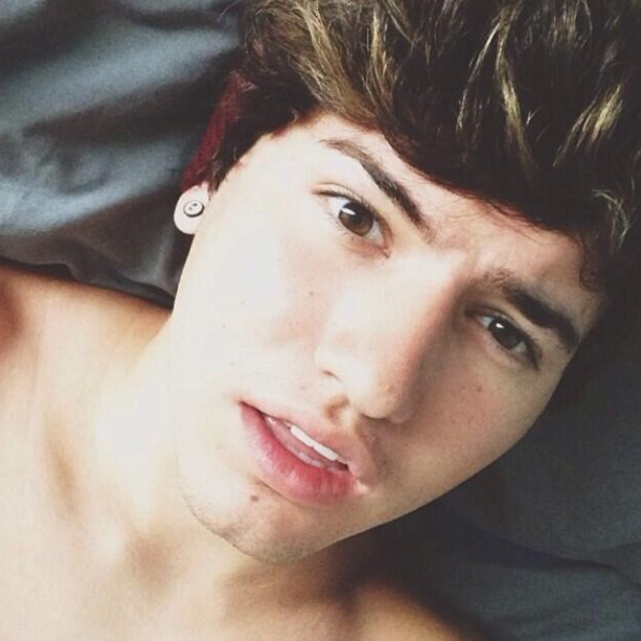 ♡jc is my one and only♡ 0/6 •waiting for the day when he follows me•