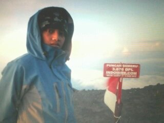 figokarovyan's profile picture. 