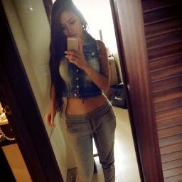 cantante, modelo, actris. de california estancia en hollywod.