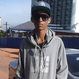 SkateSkateSkateSkateSkateSkate...