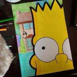 Desenhos, rabiscos, pinturas, esboços, traços, riscos, fotos. Resumindo: Arte.