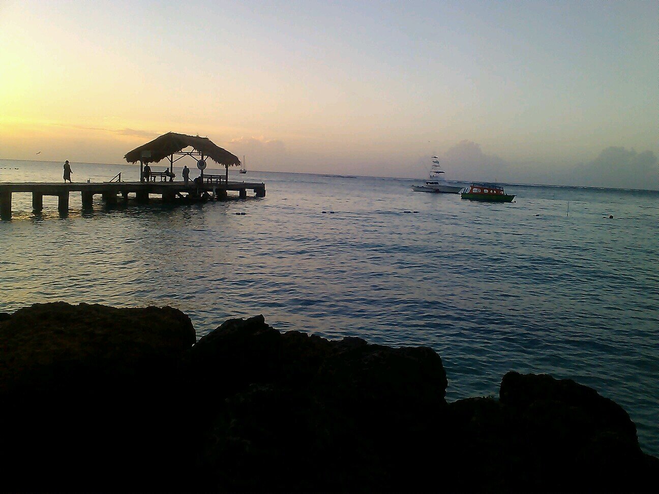 smilyrosales's profile picture. 