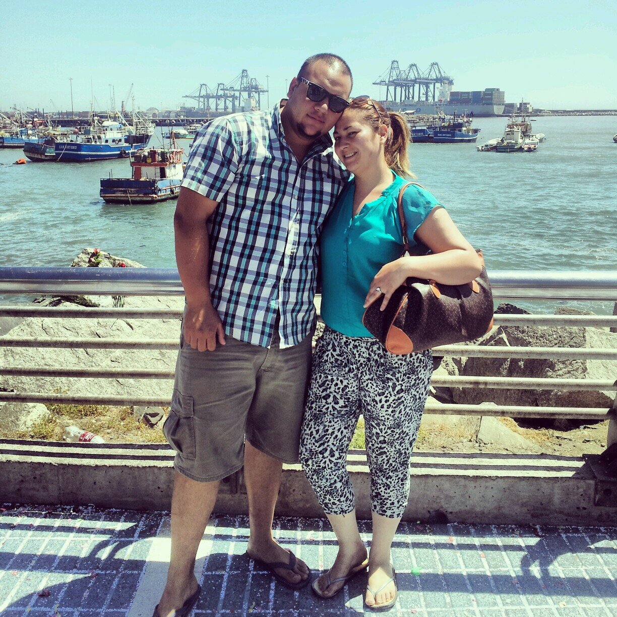 Amo a Dios amo a mi familia y lo mejor amo ser madre del mejor hijoo Agustin pua