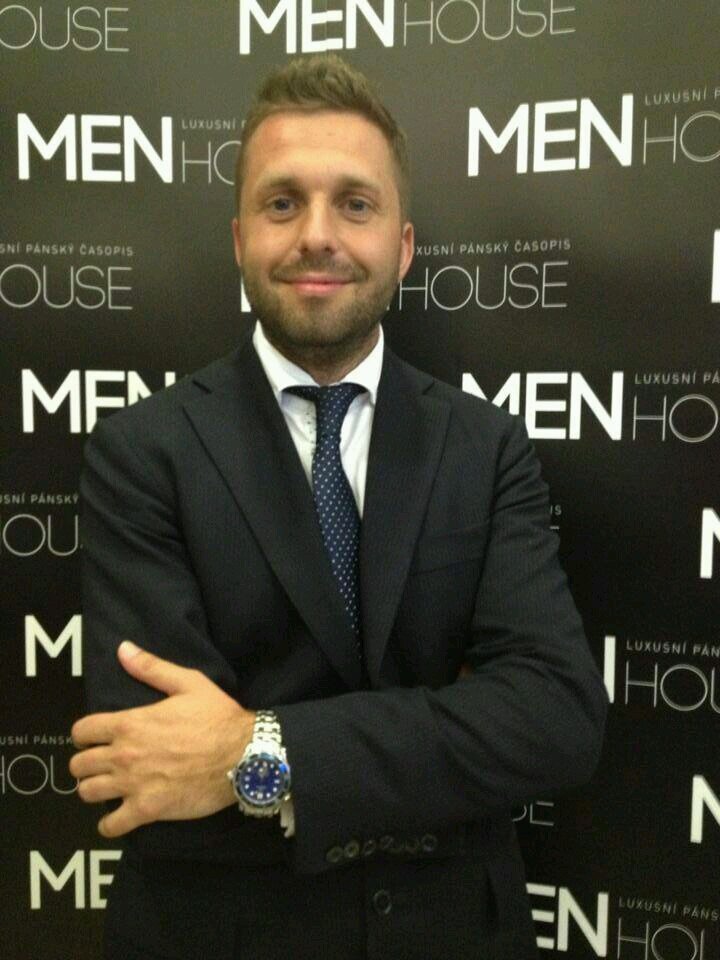 Šéfredaktor & CEO mediální skupiny HMG | https://t.co/871vUyoKLT | https://t.co/eeaPxJM9Ff | https://t.co/0VQRTZzP8Z | a další portály patřící do skupiny HMG