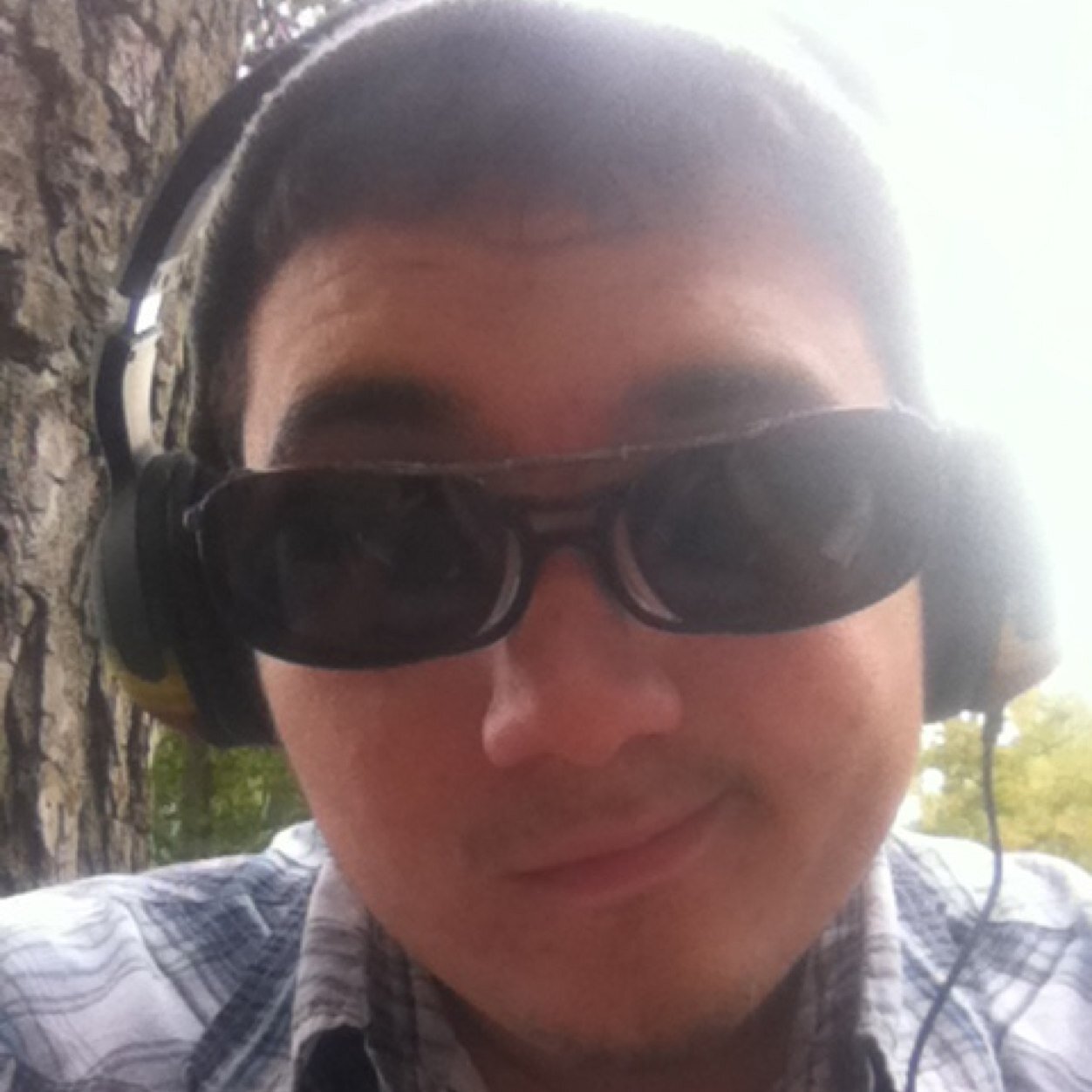 Ignite the revolution!
#senior #bassplayer #liberal #writer #LegalizeIt #Green #Onelove