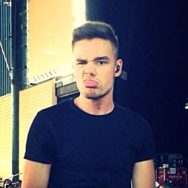 I am a big Directioner! Follow me Directioner, i follow back! http://t.co/Sp1jL2xdyU Direction Midnight Memories ♥ One Directione is my l