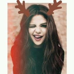 Keeping you updated with the latest selena gomez news: http://t.co/YqBsoSE0nz  . Buy STARS DANCE here: http://t.co/deHgKxE7M9  ♛ I saw selena 1/11/2014