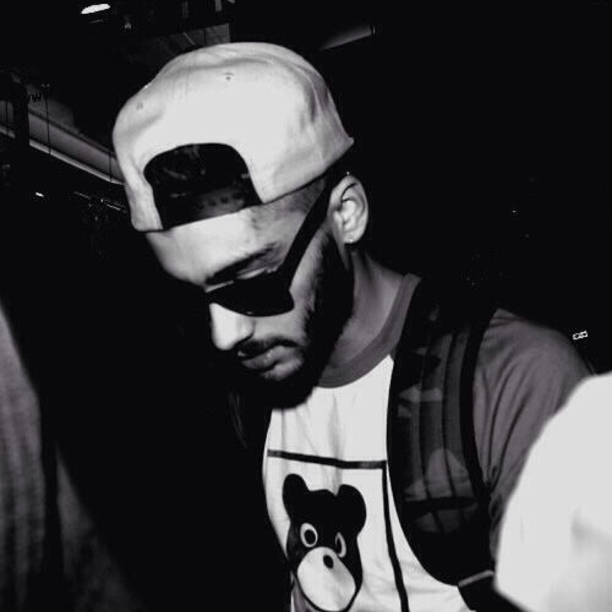 ☼☼In exchange for the free follow you should follow @Always_Alyssa08 have a lovely day:)