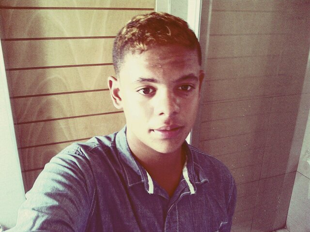 AzzyConnelly's profile picture. 