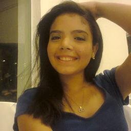 Nunca desista de seus sonhos mesmo que eles pareçam impossiveis ^^ 
Directioner Forever 33