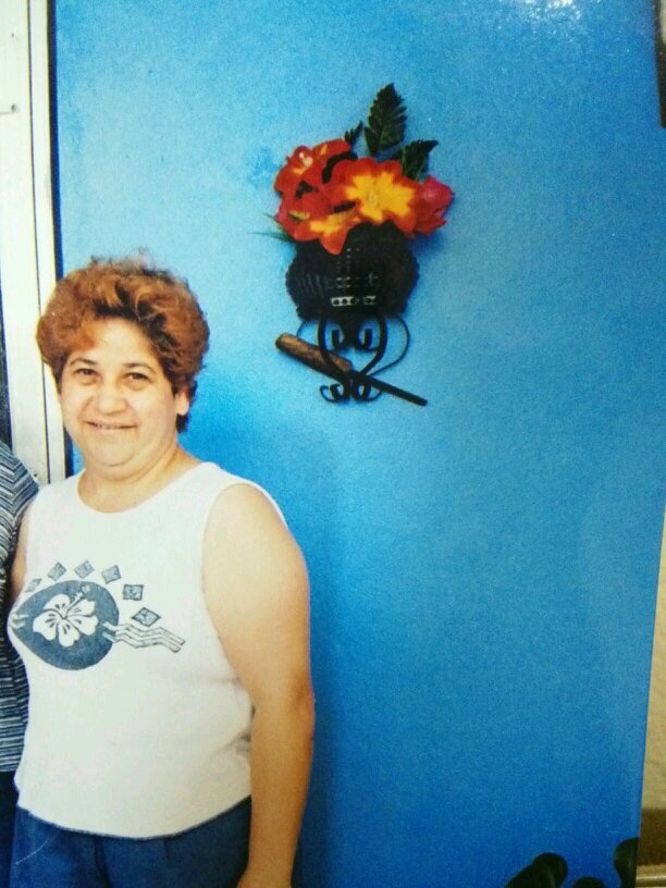 Trabajo en el Departamento de Educacion.