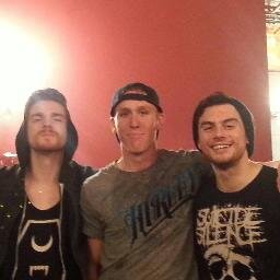 Tyler_Augustine's profile picture. Lets all get along and RAGE!!!!!