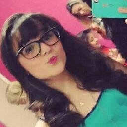 @larimanoela Você Ensinou Para As Estrelas Como Se Brilha!