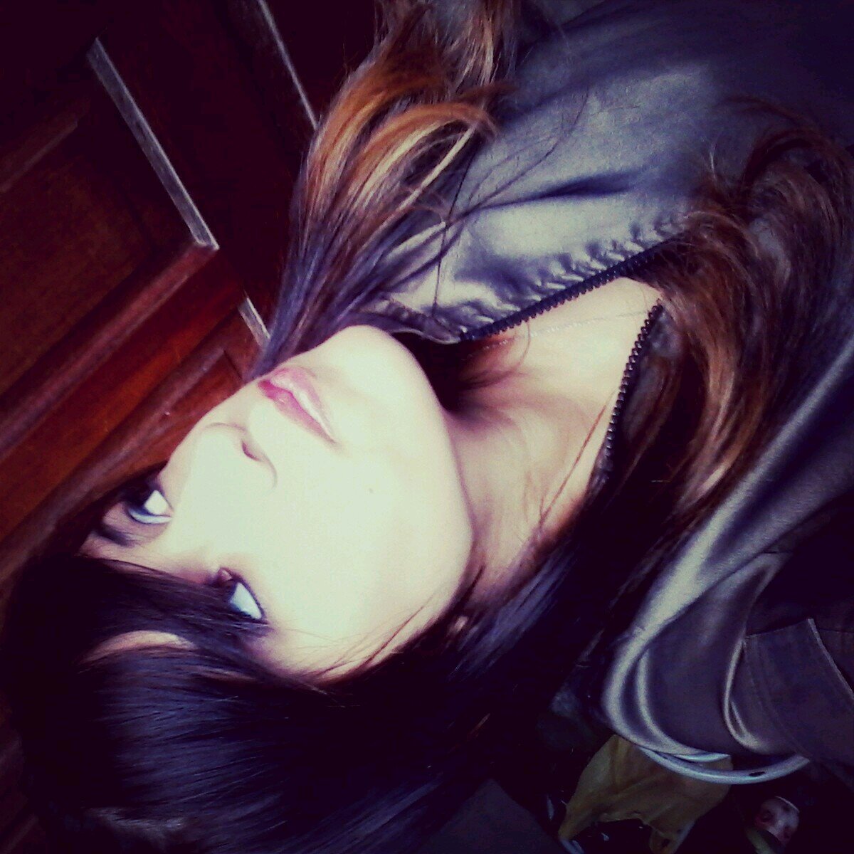 Até que sou legal, 20 anos, só não me irrita :3