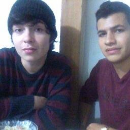 ALEXTHEBOY15's profile picture. alex call me and I would meet people and make friends on twitter ps flutes want to reach my email is millonsito-115@hotmail.com
Escuchar