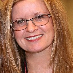 MrsQuit's profile picture. Author, Complete Idiot's Guide to Quitting Smoking~Wellness Consultant~Behavior Change Specialist. Opinions are based on facts and my own lived experience.