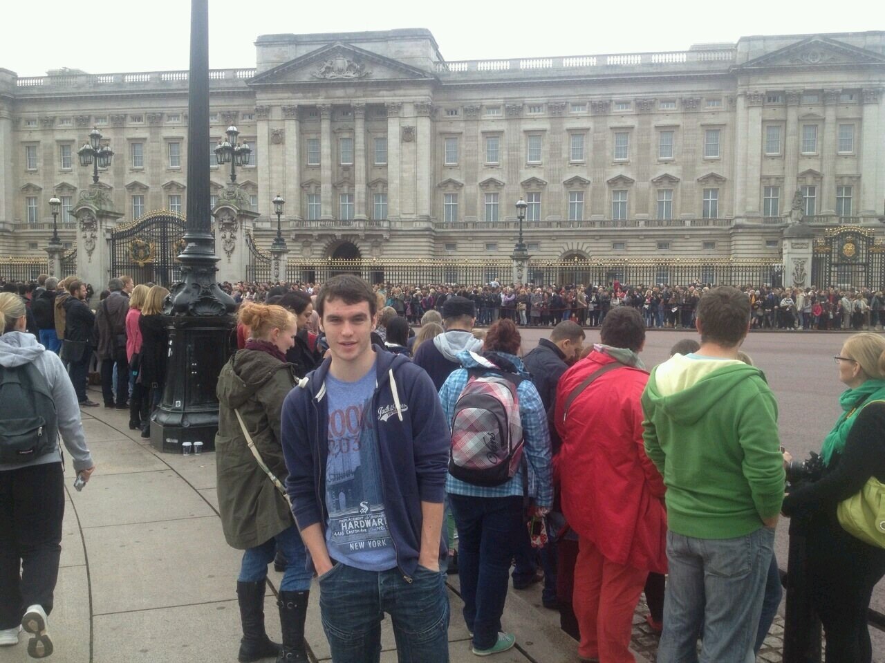 Azza_95_CFC's profile picture. life is too short to be anyone else but yourself :)