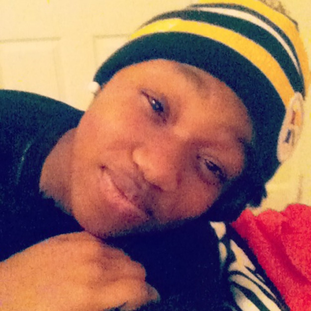 IM JUST ME , SO WHO TF ARE YOU TO JUDGE . (((: #Faith #Hope #Freedom 3