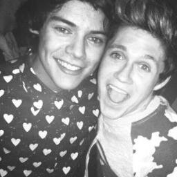 justsmile0001's profile picture. haven't changed my bio in forever