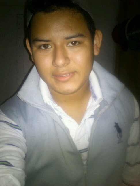 17 años , estudiante de comunicación ||*Sigueme y te Sigo*||