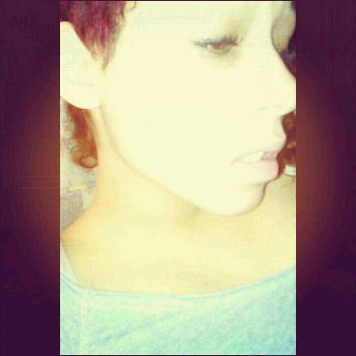 My name is Samantha ^.^ Im puerto rican, italian,  etc. Mixed mutt ♥Ig:__boricua__