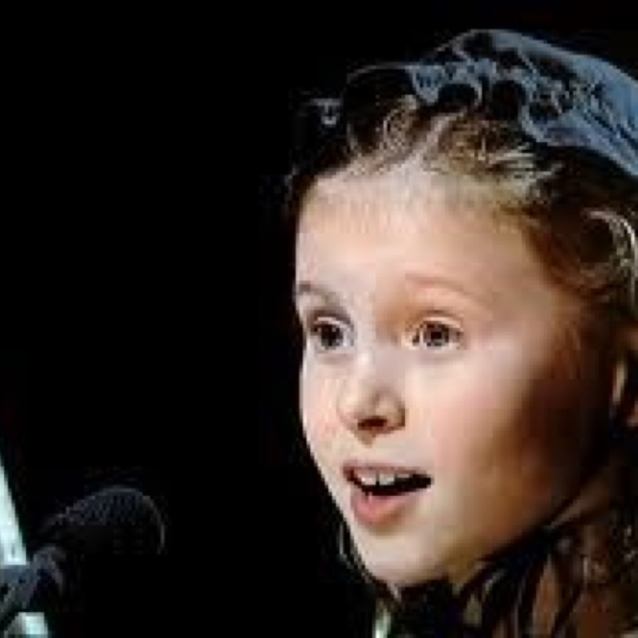 Just a sad little girl in a world of les miserables ( @VirtuousFantine ) (trying to stay in character ;))