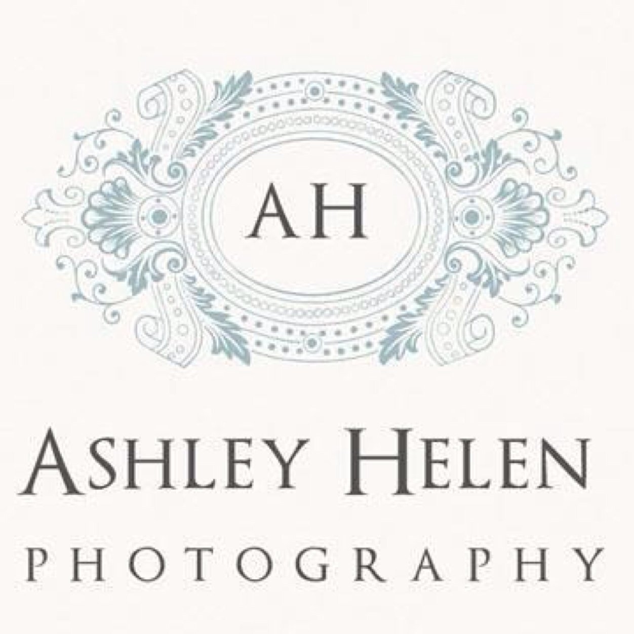 A_HelenPhoto's profile picture. Ashley Helen Photography is a wedding and portrait studio based in Pensacola/Destin. I am available for events throughout the US and abroad.