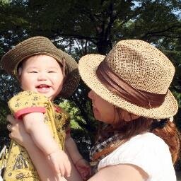 初めまして、2013夏に公園デビューしました＾＾。
家族の世話をしてると、一日あっという間に過ぎてしまいますね＾＾；　日に日に成長する子供と一緒に楽しんで生活できればいいですねぇ。よろしくお願いします。