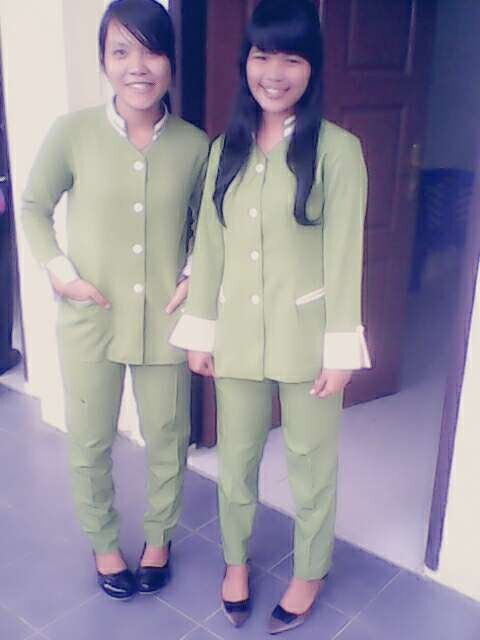 ~`Lope-Lope 10 cintaa keEmasan :-*:-* • my brithdaay`¤@ernhaarisanchaa 16 october 1995 • Vocational High School Banking Riau ``
