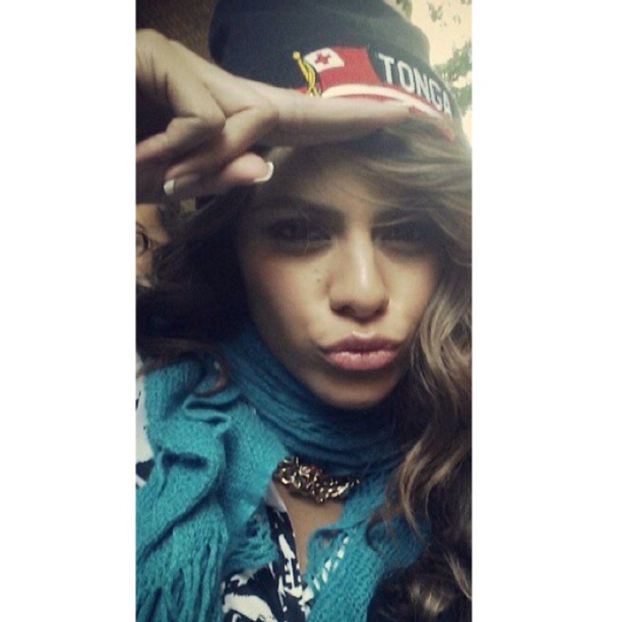 Yayyy Dinah follows you congrats! She really loves you - @devonnesdinah