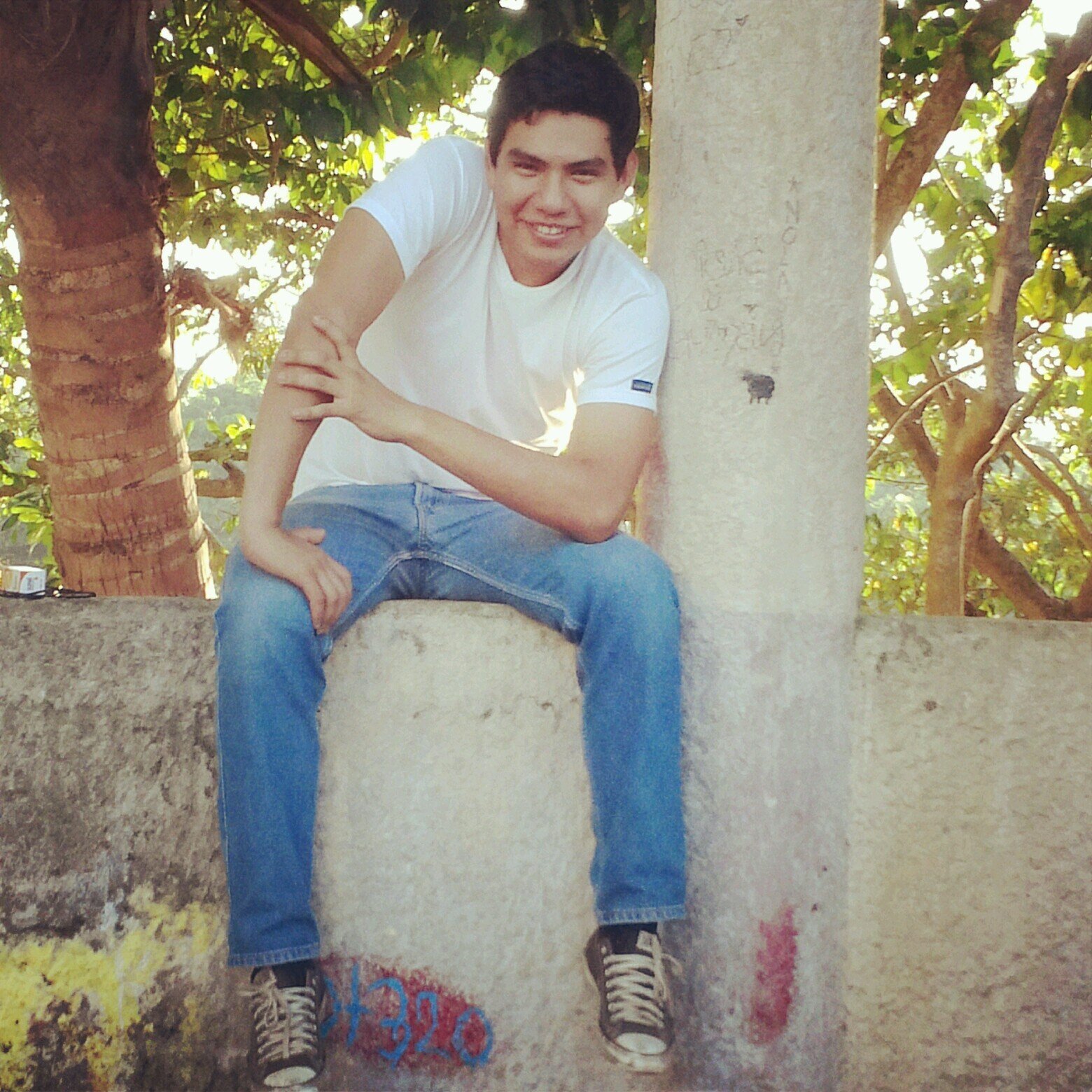 enamorada de la vida y de mi hermoso novio , luchando por no escupir mamadas diariamente pero a un estoy en el intento jajaja .