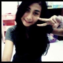 BungaGo's profile picture. Undip* Penelitian * My Parents * Semangat Rensiga :*