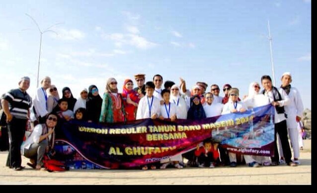 UmrohAlghufary's profile picture. Umroh paket bintang 5 harga mulai: May USD 2200. Umroh plus Turki USD 2750. Umroh plus Aqso USD 3500. Hub: 0812 2324 2323/087888602030